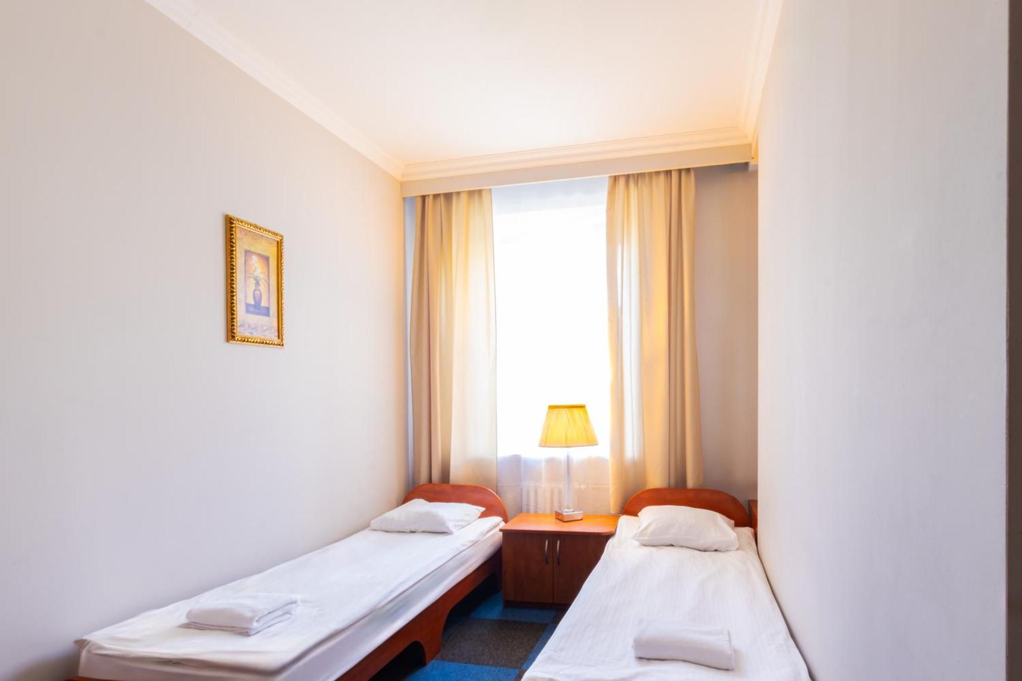 ורשה Noclegi Stadion Bed & Breakfast מראה חיצוני תמונה