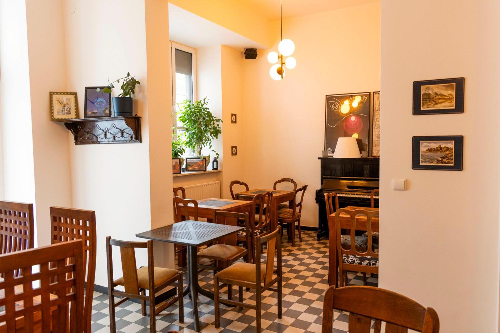 ורשה Noclegi Stadion Bed & Breakfast מראה חיצוני תמונה