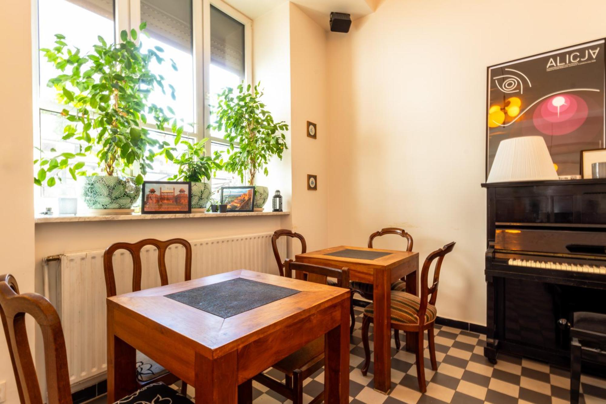ורשה Noclegi Stadion Bed & Breakfast מראה חיצוני תמונה