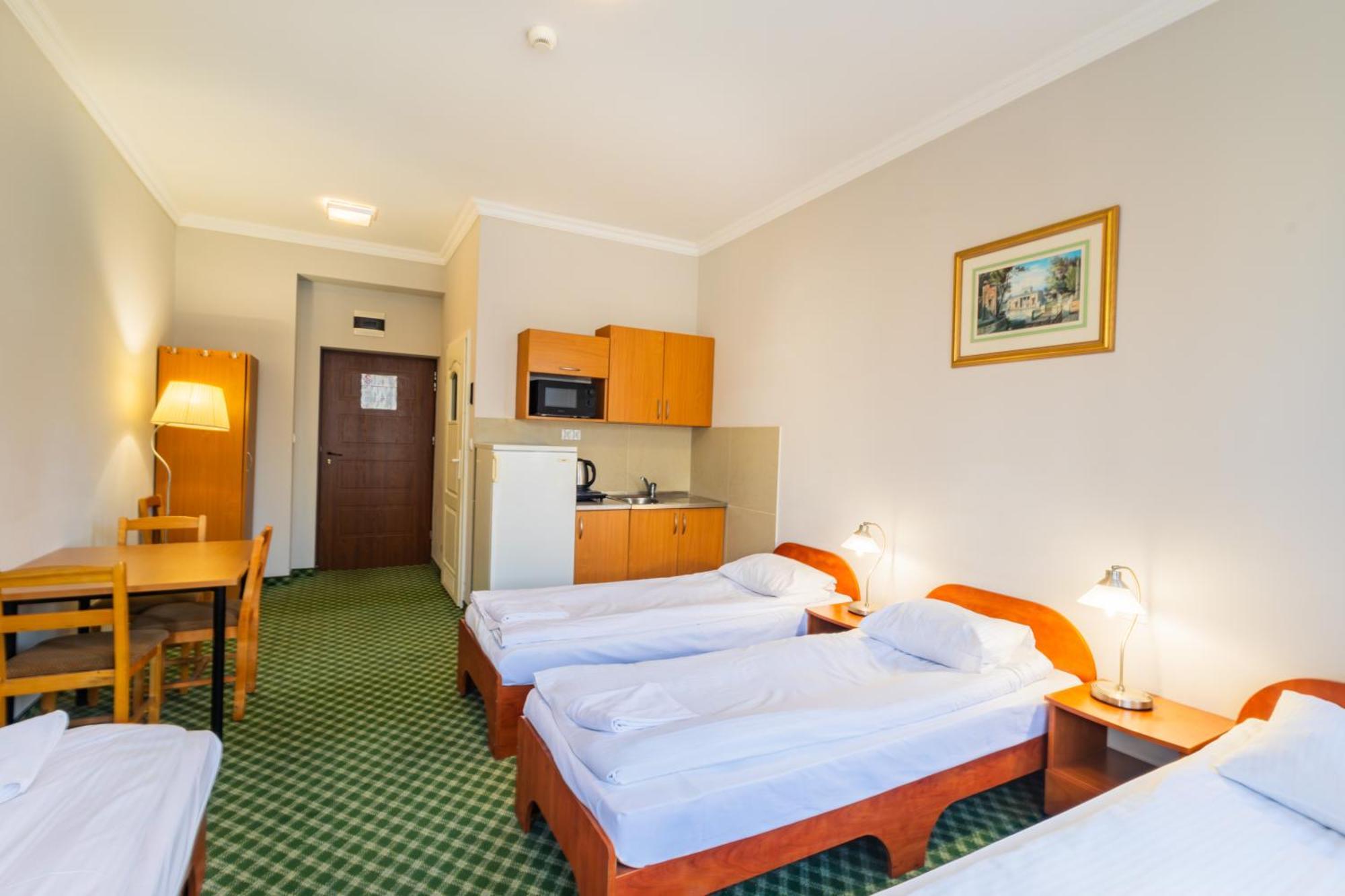 ורשה Noclegi Stadion Bed & Breakfast מראה חיצוני תמונה